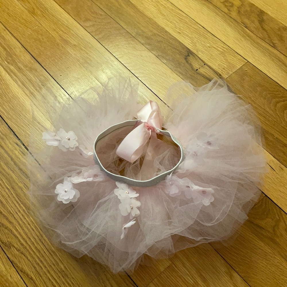 3/15- Baby girl tutu